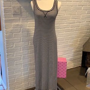 EUC- Loft Stripe Maxi Dress